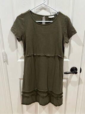 J.Jill Women’s Olive Green Short Sleeve Tiered Dress size XS